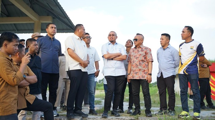Andre Rosiade Siapkan Rp 700-800 Juta untuk Fasilitas Olahraga GOR Rawang Pariaman