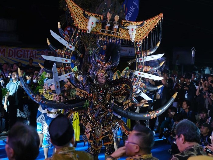 kebumen-fest-2026-hadirkan-karnaval-budaya-hingga-panggung-seni-1787496198776_43