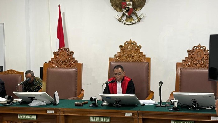 Hakim Tolak Praperadilan Febrie Adriansyah, Penyitaan-Status Tersangka Sah!