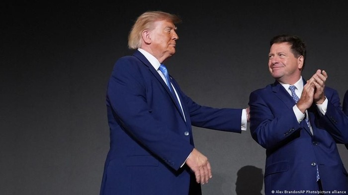 apa-tugas-satgas-super-intelligence-force-yang-dibentuk-donald-trump-1792116102013