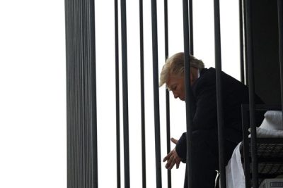 Sindiran Iran Bikin ‘Trump’ di Balik Jeruji Curi Perhatian