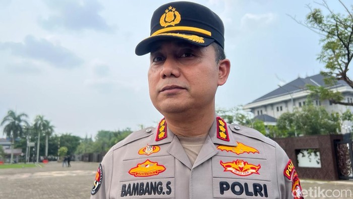 kabid-humas-polda-kalbar-kombes-bambang-suharyono-1792506899339_169
