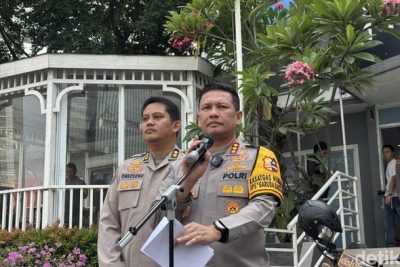 Polisi Amankan 19 Orang Bawa Petasan hingga Sajam Saat Aksi Massa di Jakarta