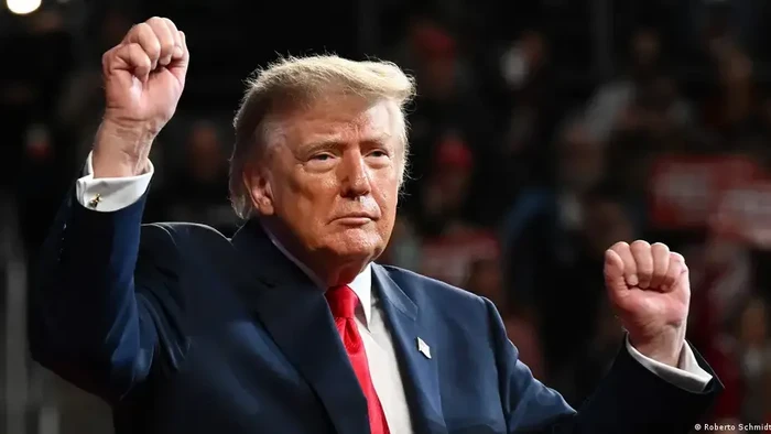 Trump Sebut ‘Prancis Terbakar’, Anggap Negara Itu Hancur Akibat Imigrasi