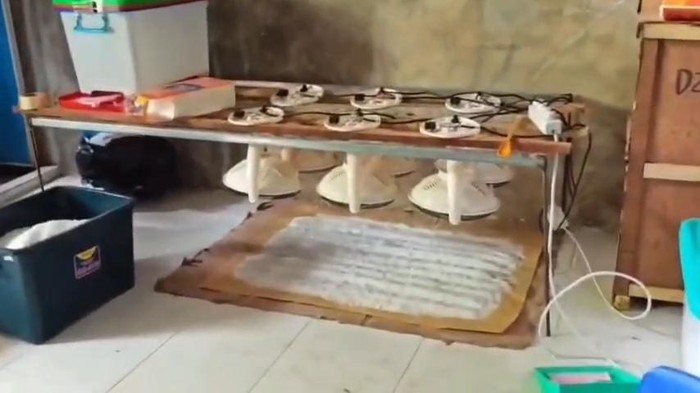 penampakan-lab-narkoba-12-ton-di-pidie-aceh-1792758892308_169