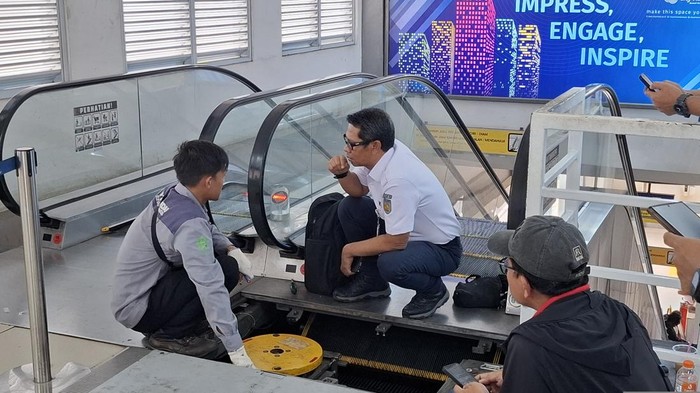 Eskalator di Stasiun Duri Bikin Penumpang Terluka Gegara Tiba-tiba Mundur