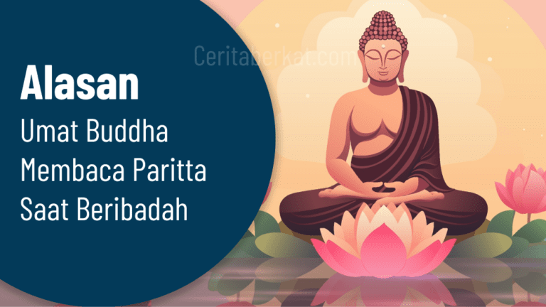 Umat Buddha membaca Paritta saat beribadah