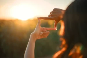 8 Tips Bagaimana Cara Menjalani Kehidupan Dunia yang Baik