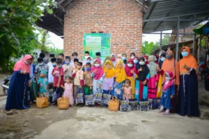 Cara Menyayangi Anak Yatim dengan Kasih Sayang yang Penuh