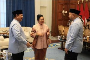 Momen Hangat Presiden Prabowo Lebaran Bersama Titiek dan Didit di Istana