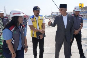 Menteri PU dorong percepatan SR Tahap II Surabaya rampung Juni