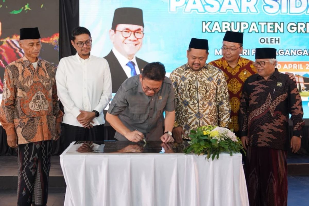 Strategi Penting: Mendag: Revitalisasi pasar rakyat perkuat ekonomi daerah