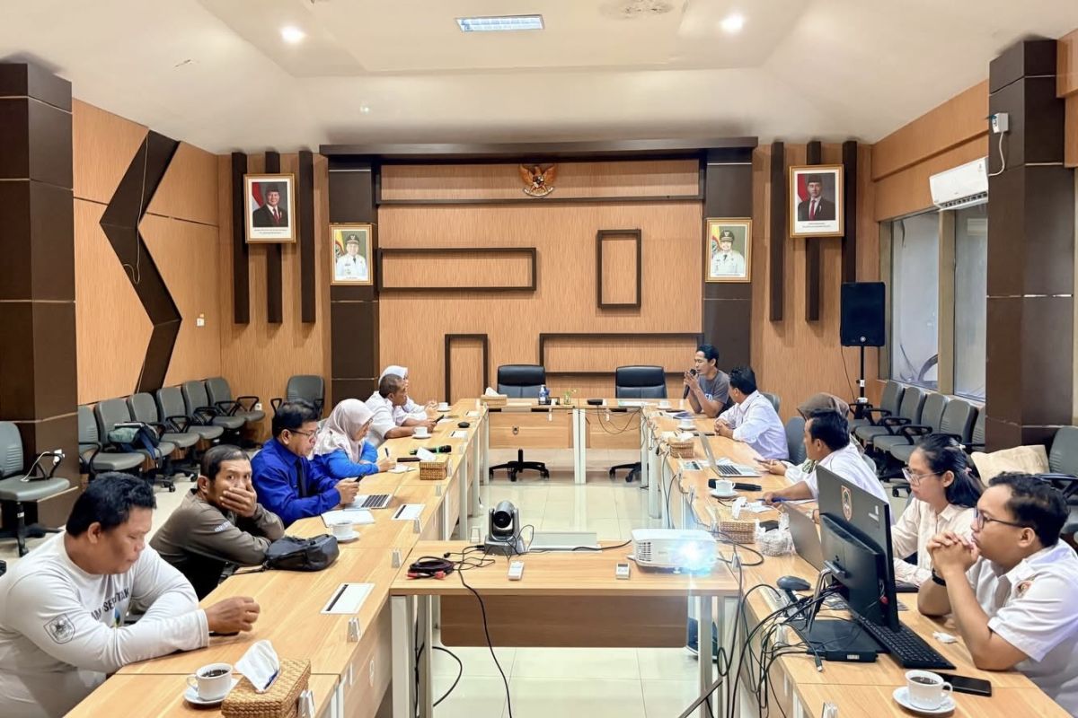 Hasil Pertemuan: Dishut Kalsel bentuk tim awasi pembukaan lahan cegah karhutla