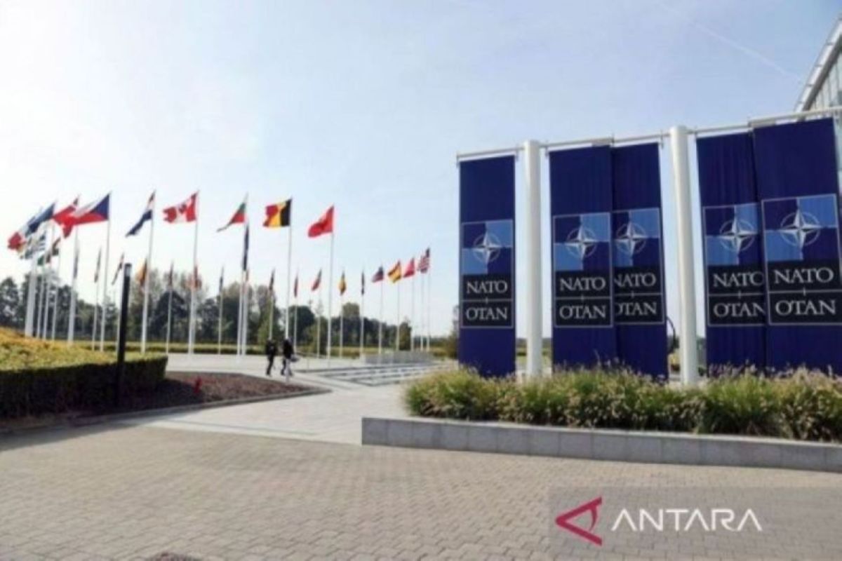 Trump desak NATO berani kirim kapal militer ke Selat Hormuz