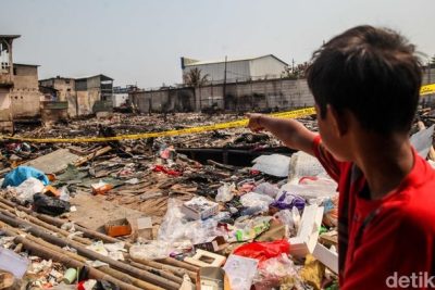 Bara Muncul Lagi di Puing Kebakaran Muara Angke