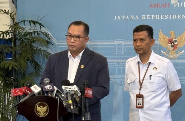 kepala-badan-riset-inovasi-nasional-brin-arif-satria-1763992717436_169