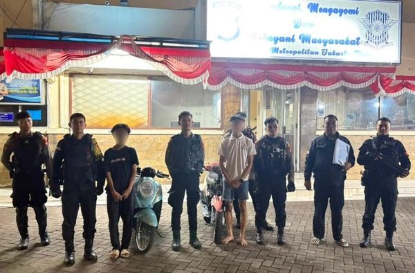 polisi-tangkap-pelaku-tawuran-dan-balap-liar-di-jaktim-dokistimewa-1785926327429_169