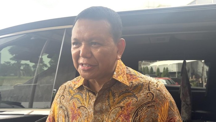 wakil-menteri-sekretaris-negara-wamensesneg-bambang-eko-suhariyanto-1759389702949_169