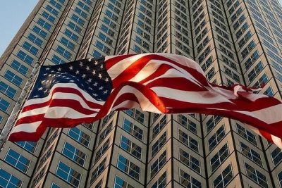 Sanksi Baru, AS Patok Tarif 100% untuk Minyak Rusia