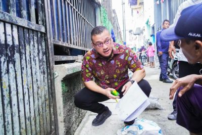 Kawal Aspirasi Warga, Kenneth DPRD DKI Pastikan Proyek Saluran Air di Jelambar Aman