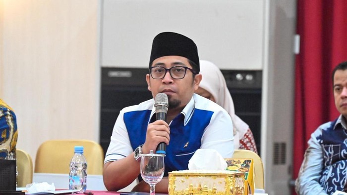 anggota-komisi-ii-dpr-muhammad-khozin-1750356015011_169