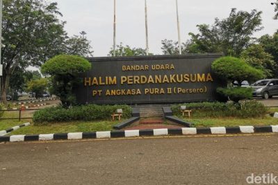 Bandara Halim Ditutup Sampai Pukul 14.00 WIB Imbas Erupsi Anak Krakatau