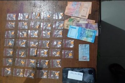 Pengedar Obat Keras di Bekasi Ditangkap, Simpan 148 Butir di Pohon Pisang