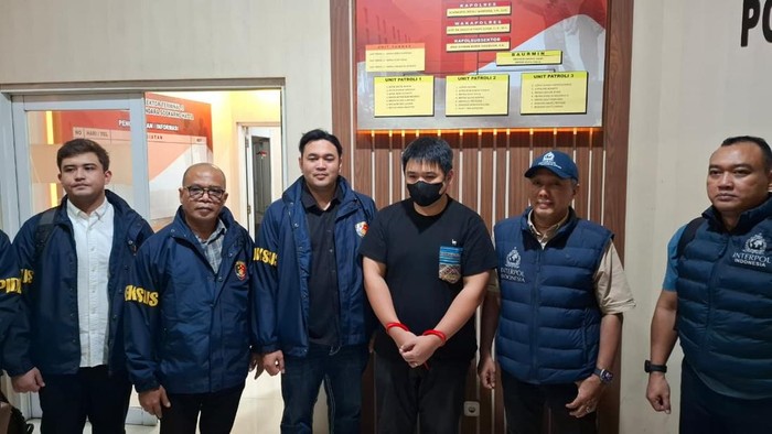 bareskrim-tangkap-erick-soedjasa-buron-kasus-penipuan-rp-37-miliar-dokbareskrim-1789059644338_169