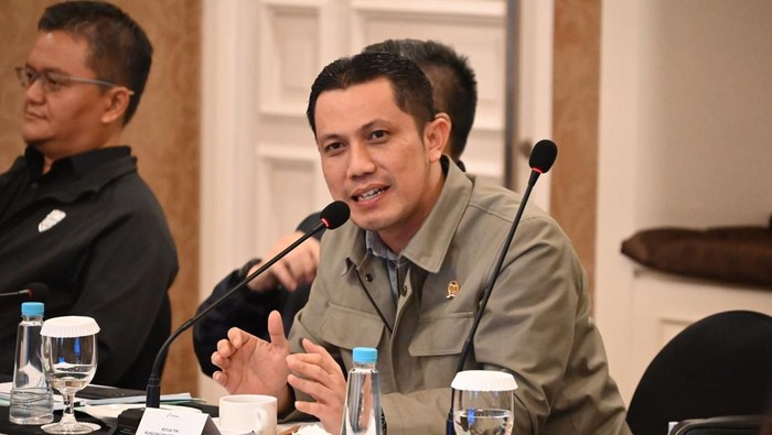 kapoksi-komisi-xii-dpr-fraksi-pan-aqib-ardiansyah-1770996084627_169