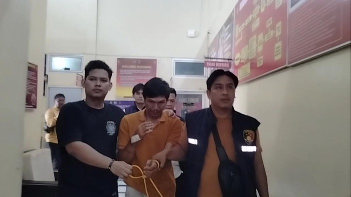 pelaku-penganiayaan-di-oku-selatan-ditangkap-polisi-1790586548867_169