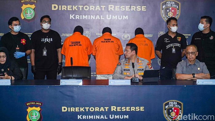 sidik-jari-jadi-kunci-polisi-bekuk-3-tersangka-pembunuhan-bambang-setiawan-1789197923640_169