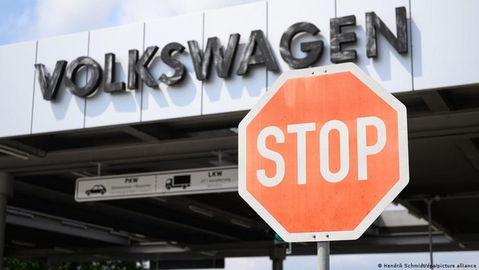 vw-restrukturisasi-besar-besaran-pangkas-seratus-ribu-pekerjaan-1788512831976