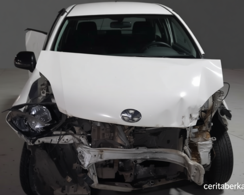 Tabrakan beruntun di tol Cipularang renggut dua korban jiwa