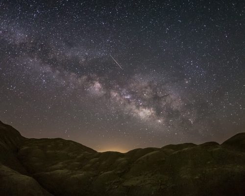Hasil Pertemuan: 8 Fenomena Langit Malam yang Bisa Disaksikan di Bulan April, dari Parade Planet hingga Pink Moon