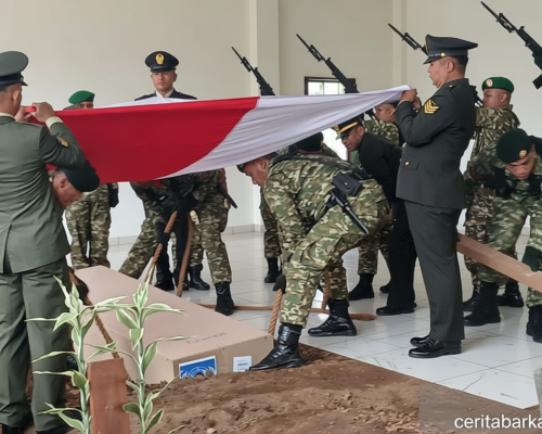 Kunjungan Penting: Jenazah Serka Nur Ichwan dimakamkan di TMP Giri Dharmoloyo Magelang