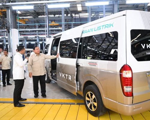 Rencana Khusus: Presiden resmikan pabrik di Magelang, VKTR komitmen pacu TKDN