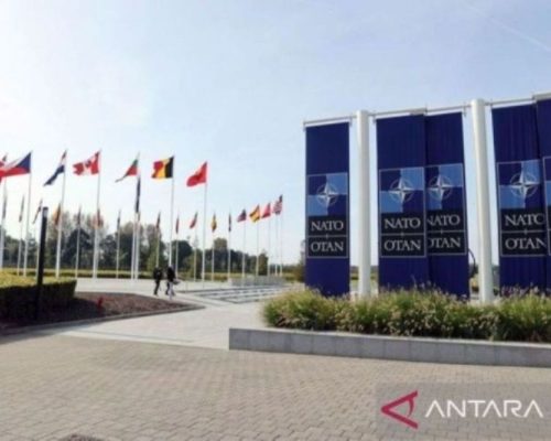 Trump desak NATO berani kirim kapal militer ke Selat Hormuz