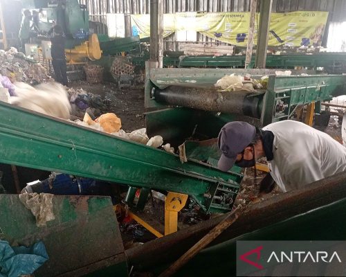 Agenda Utama: Dua model pengolahan sampah dorong transisi energi Indonesia
