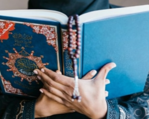 Agenda Kunjungan: 5 Keutamaan Surat Al Kahfi, Dianjurkan Dibaca di Bulan Ramadan