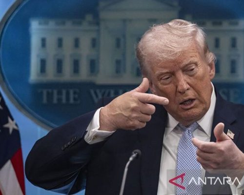 Rencana Khusus: Trump: AS bisa lumpuhkan fasilitas energi Iran dalam sehari